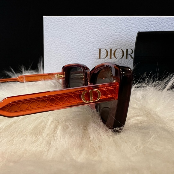 Dior Sunglasses - Picture 3 of 7